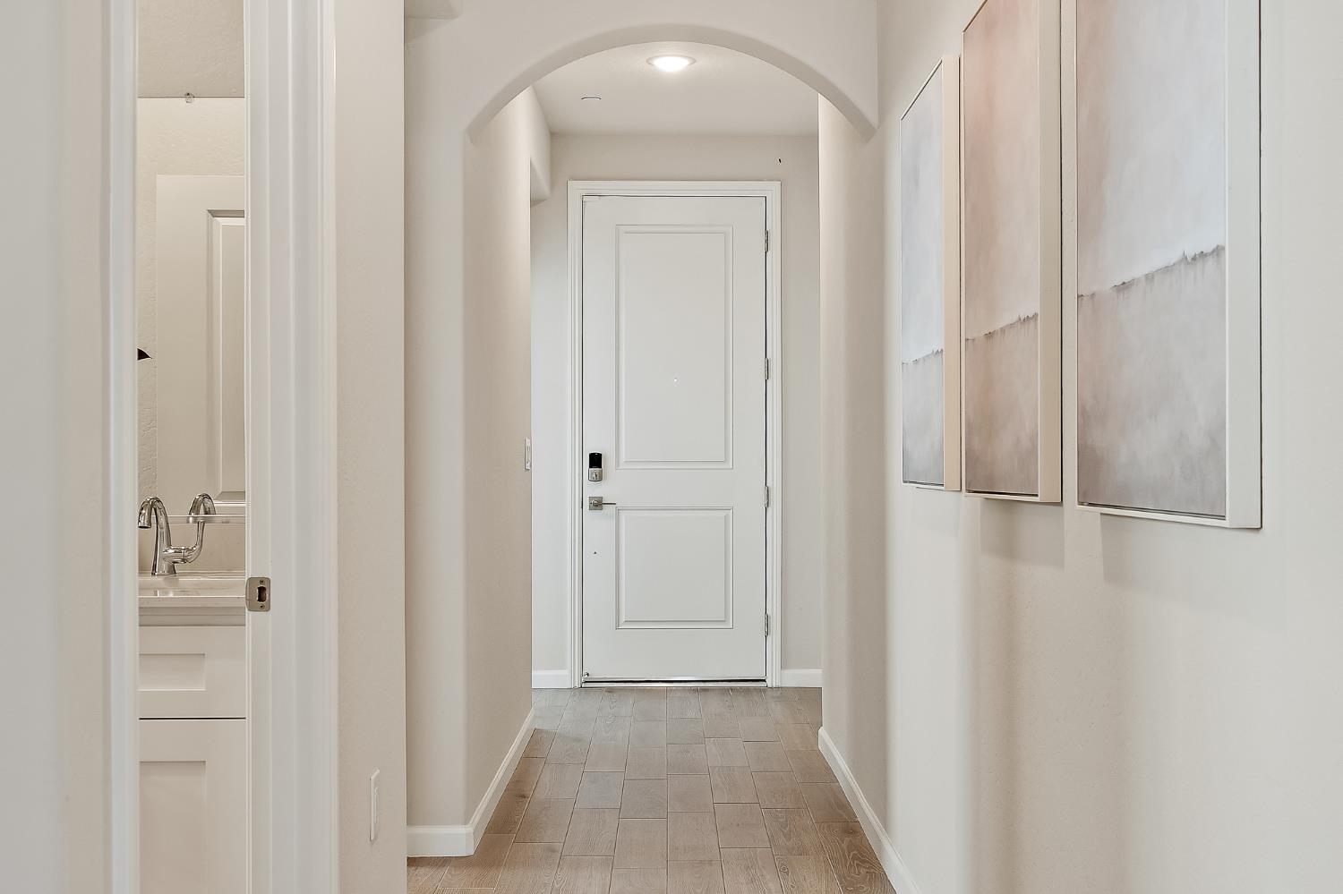 7138 W Ashcroft Avenue