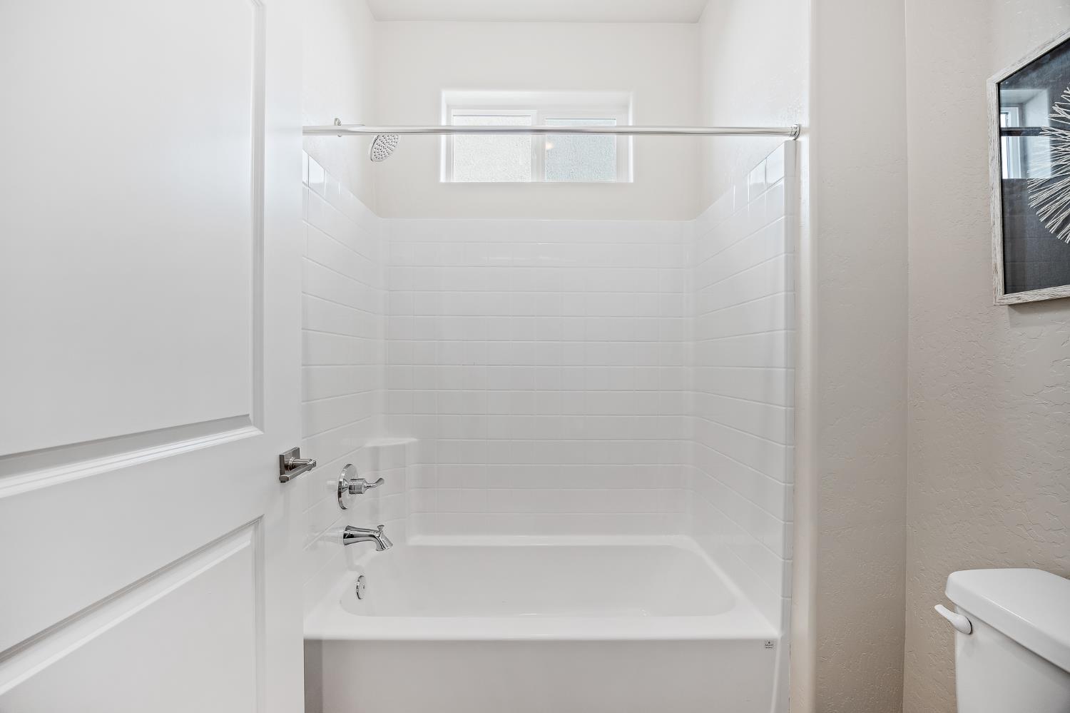 7138 W Ashcroft Avenue