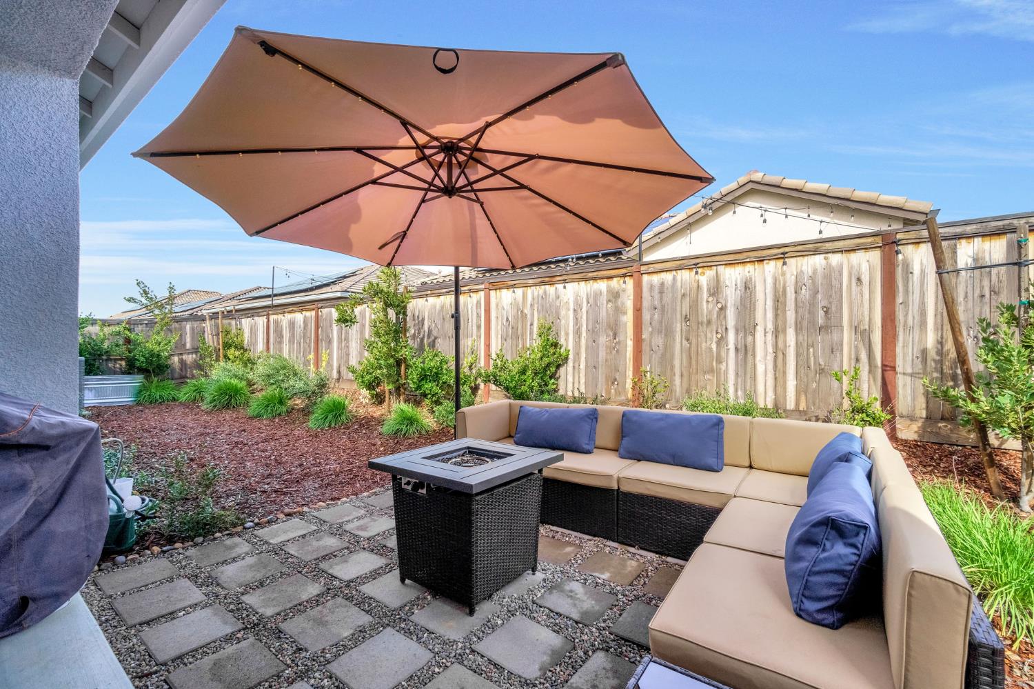 649 Wood Crest Avenue