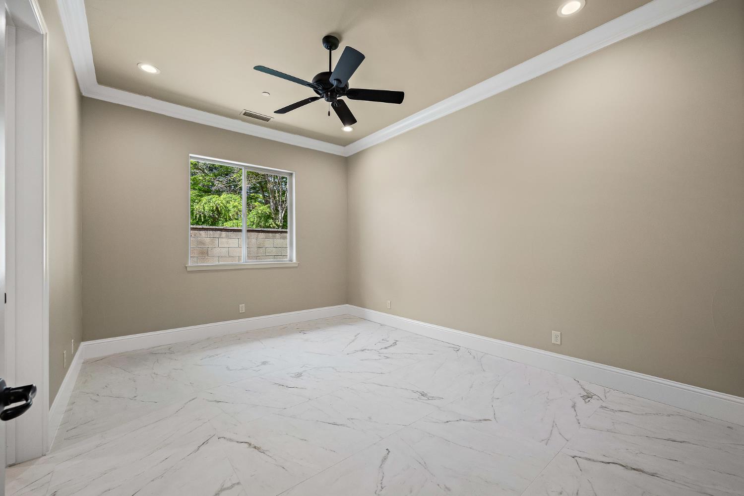 4748 W Alluvial Avenue