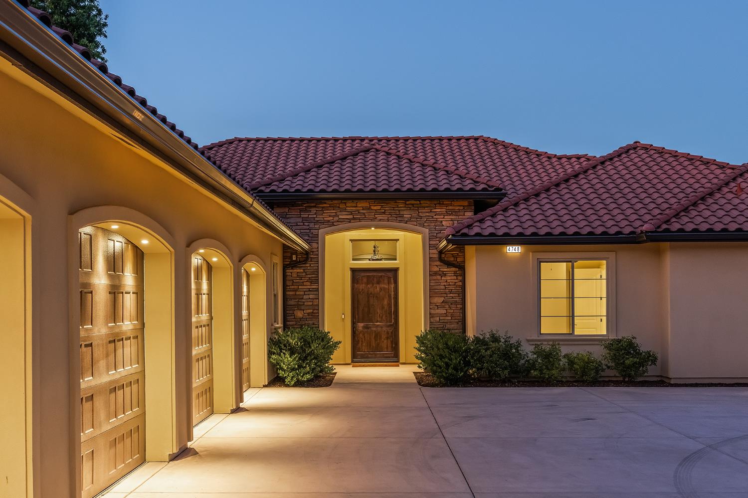 4748 W Alluvial Avenue