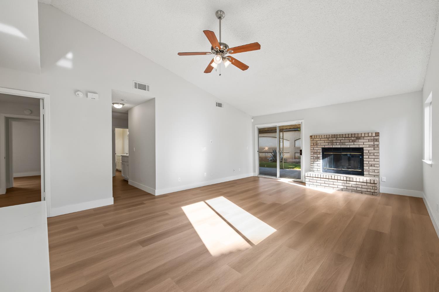 1166 E Goshen Avenue