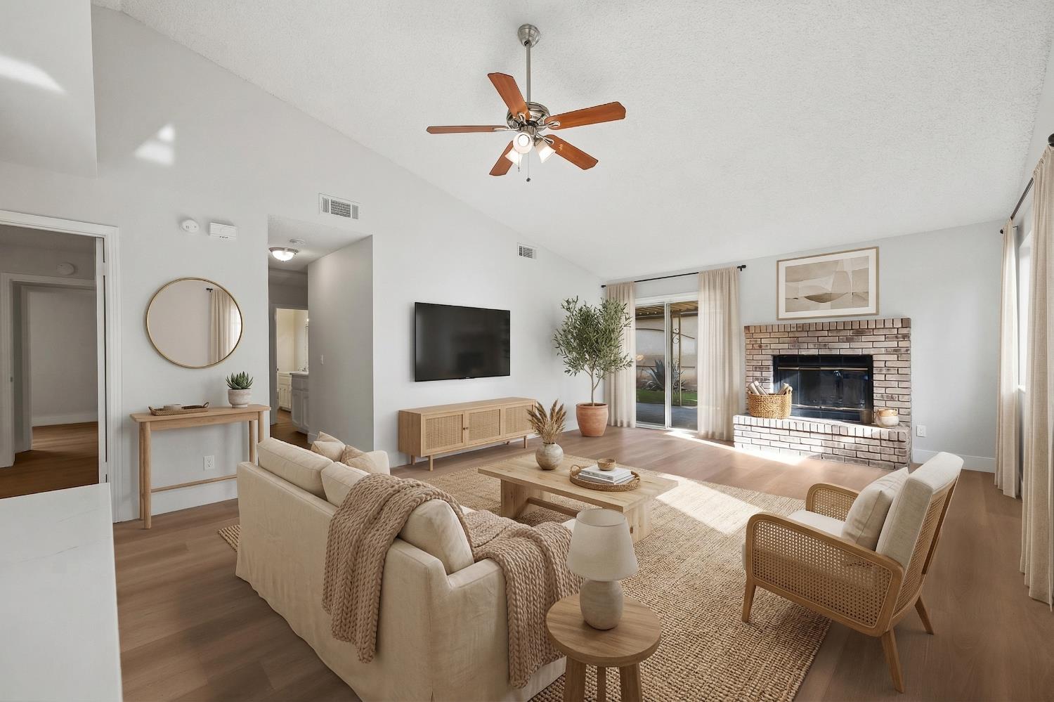 1166 E Goshen Avenue