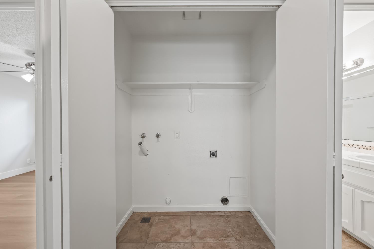 1166 E Goshen Avenue