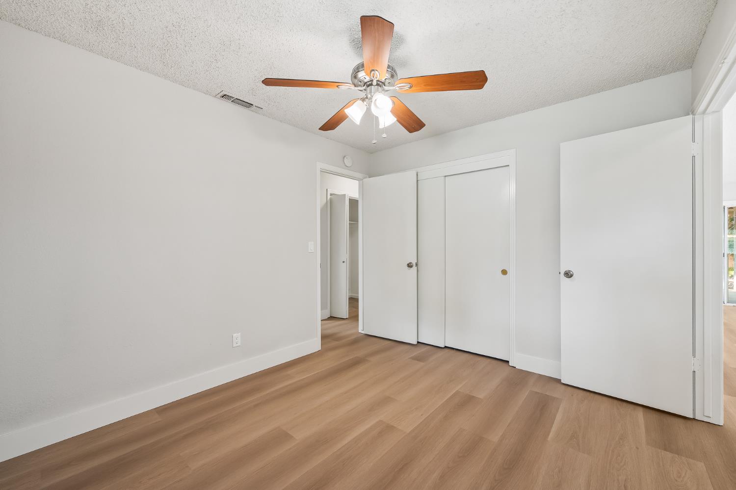 1166 E Goshen Avenue