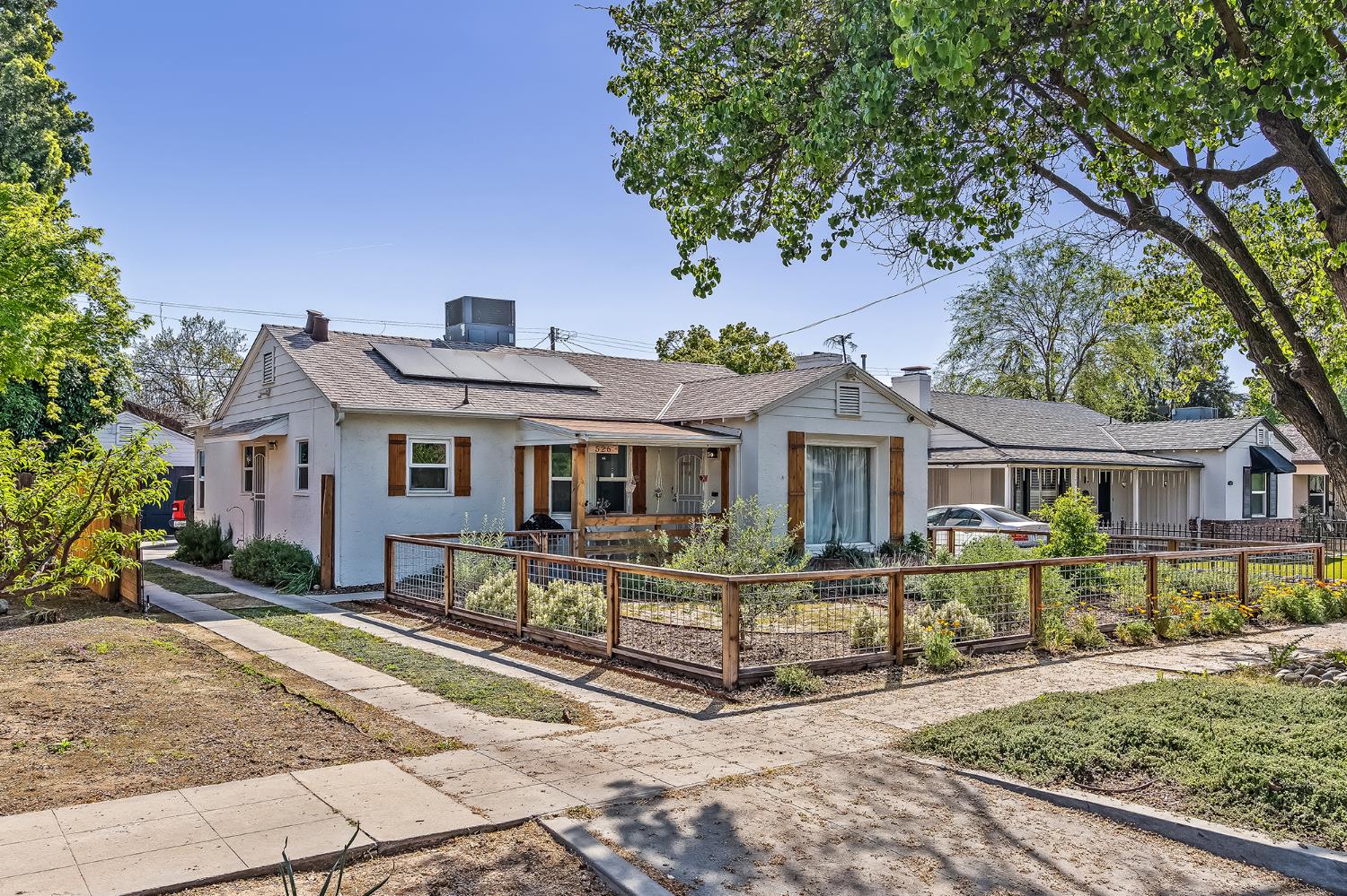 526 E Michigan Avenue