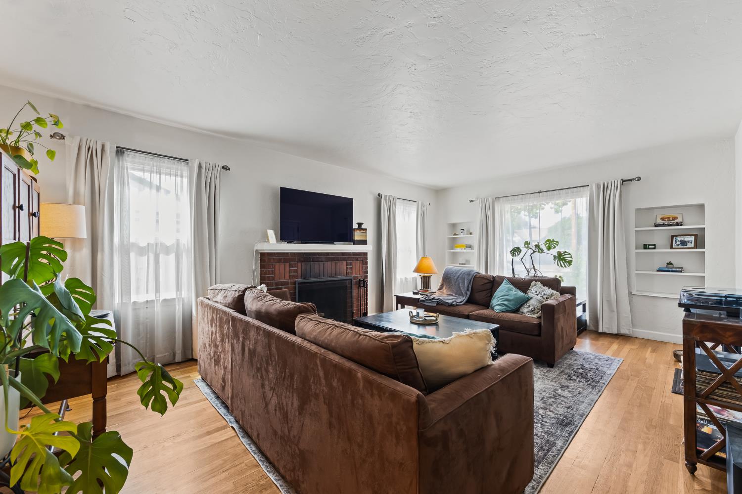 526 E Michigan Avenue