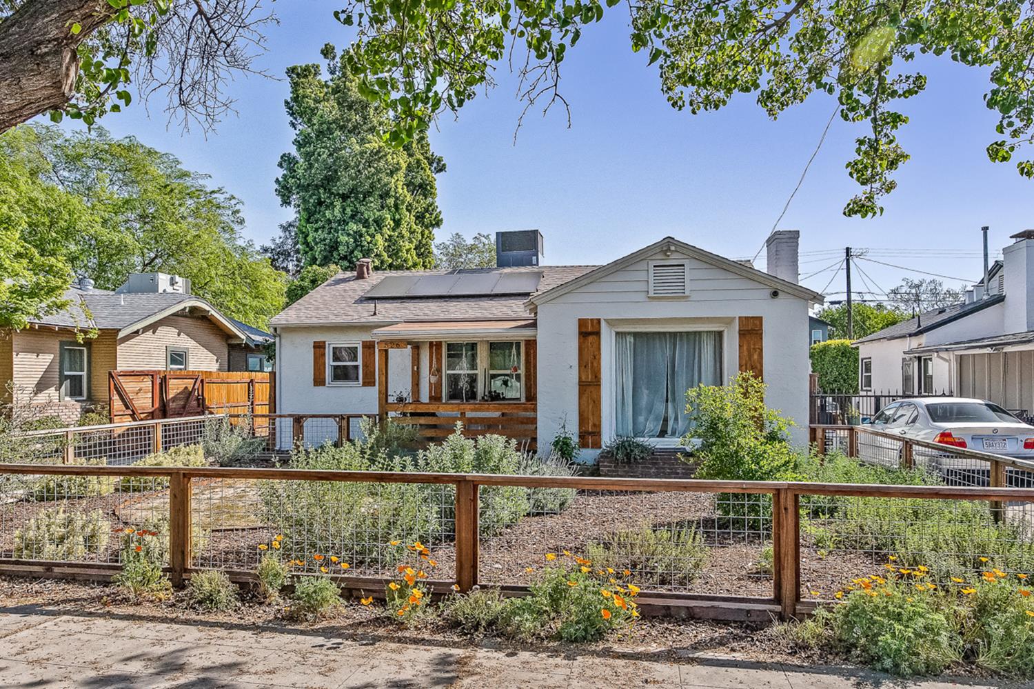 526 E Michigan Avenue