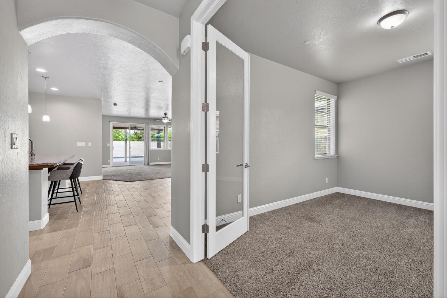 2446 S Claremont