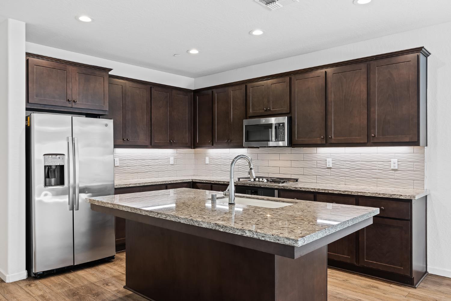 6229 E Vassar Avenue