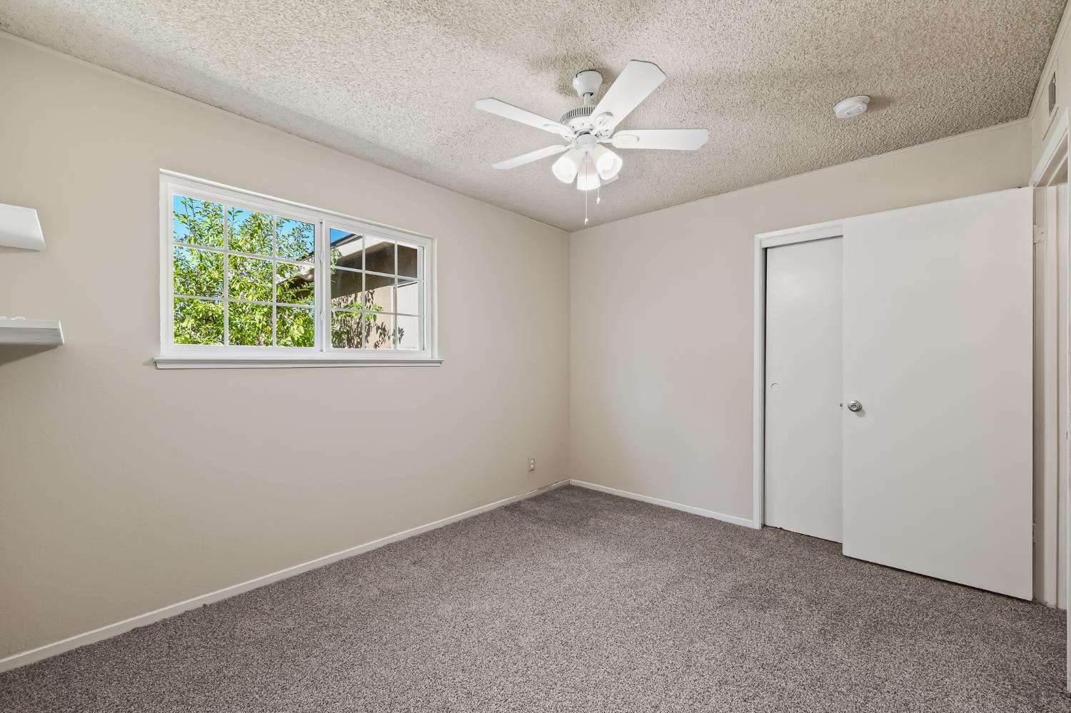 3443 W Oswego Avenue