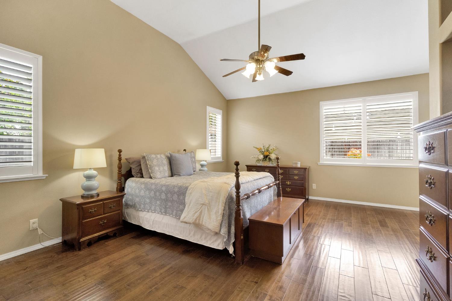 6074 W El Paso Avenue