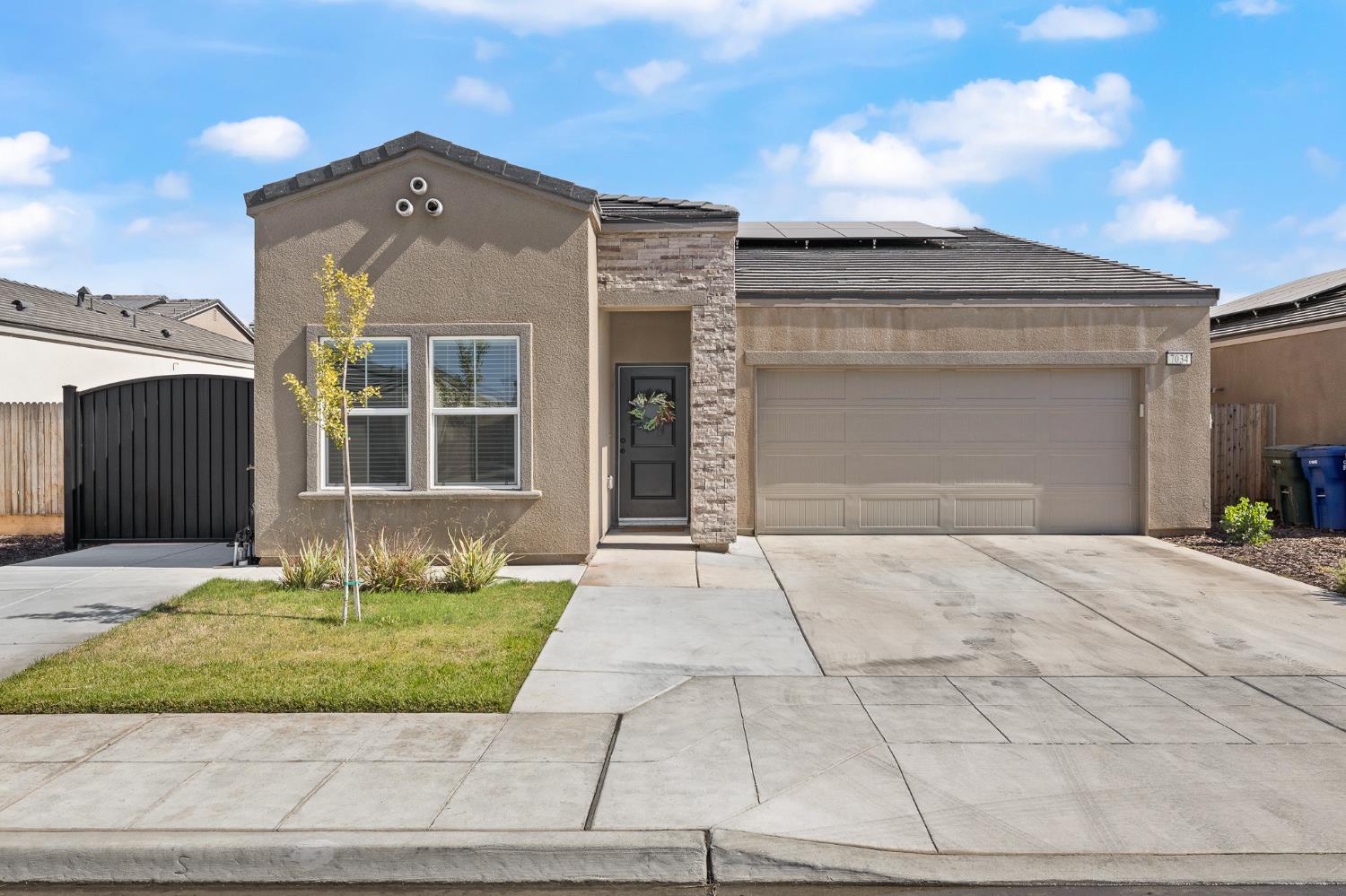 7034 W Willis