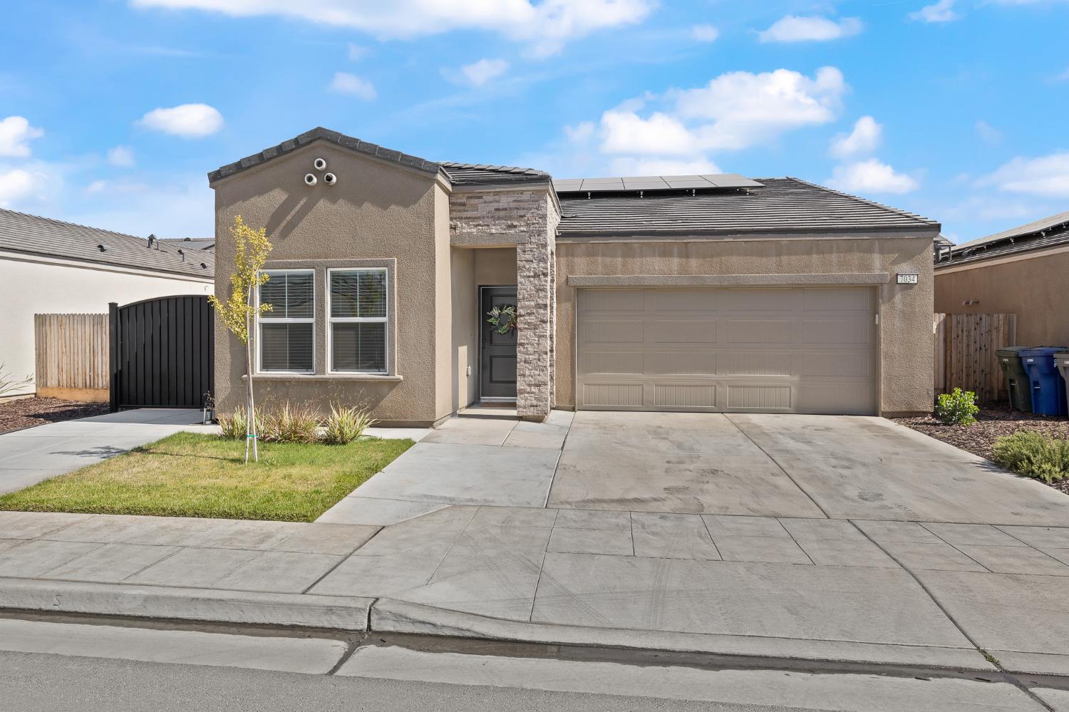 7034 W Willis