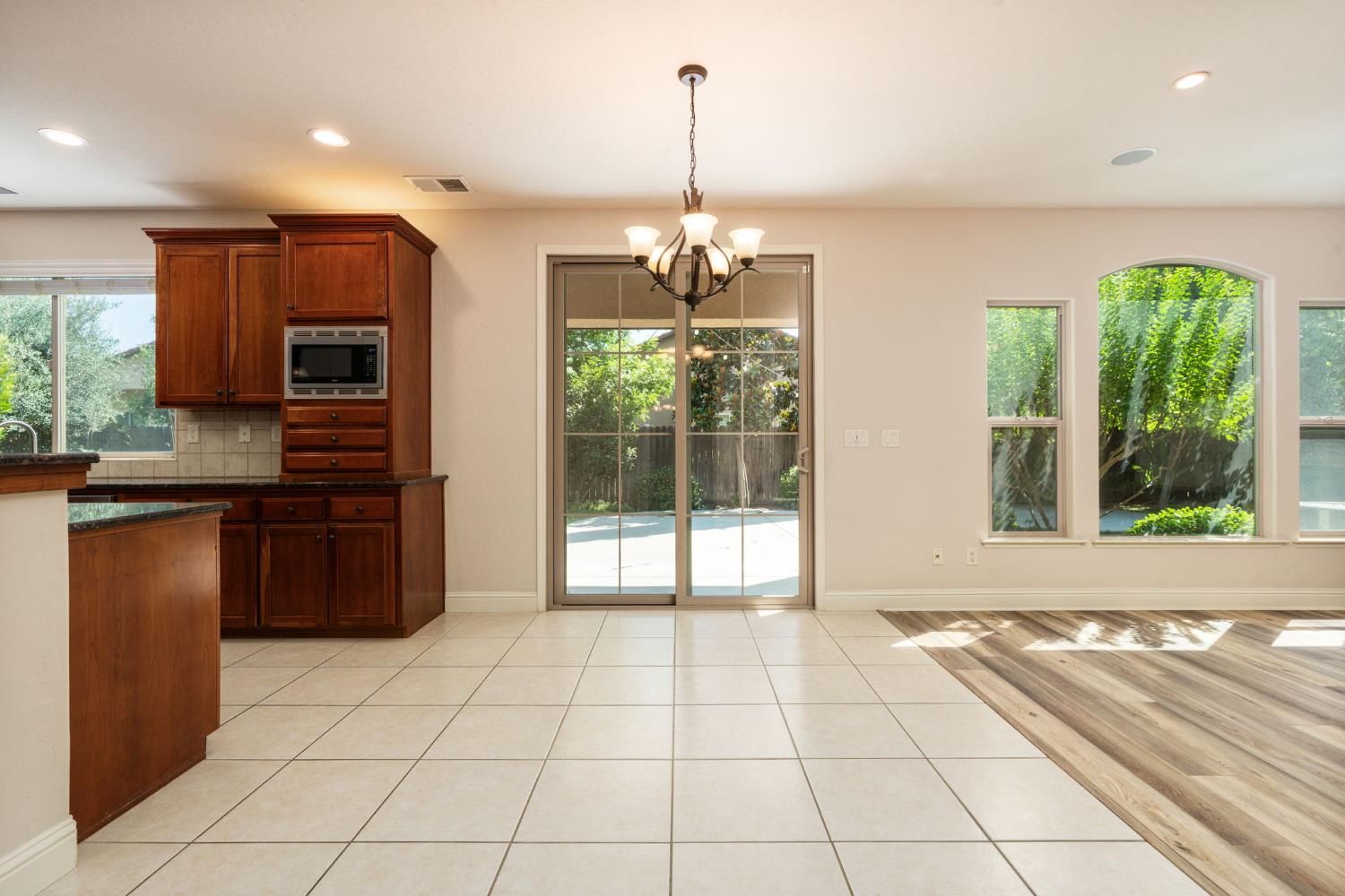 1495 E Via Mirasol Lane