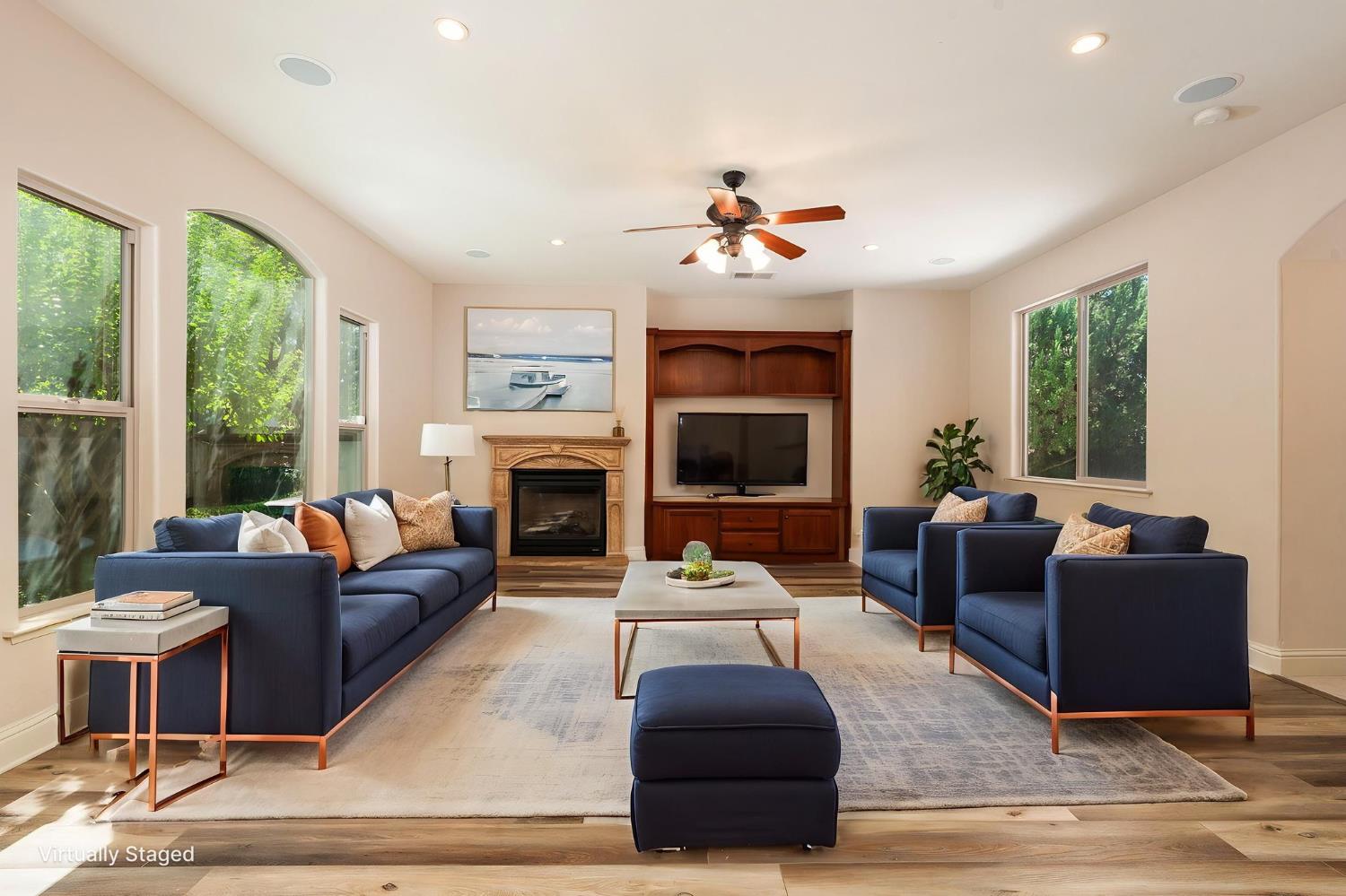 1495 E Via Mirasol Lane