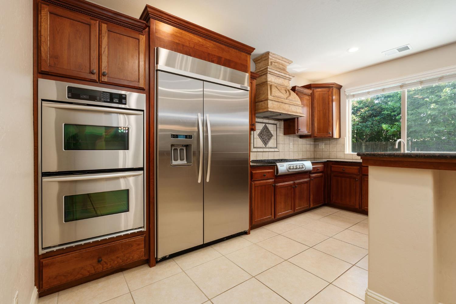 1495 E Via Mirasol Lane