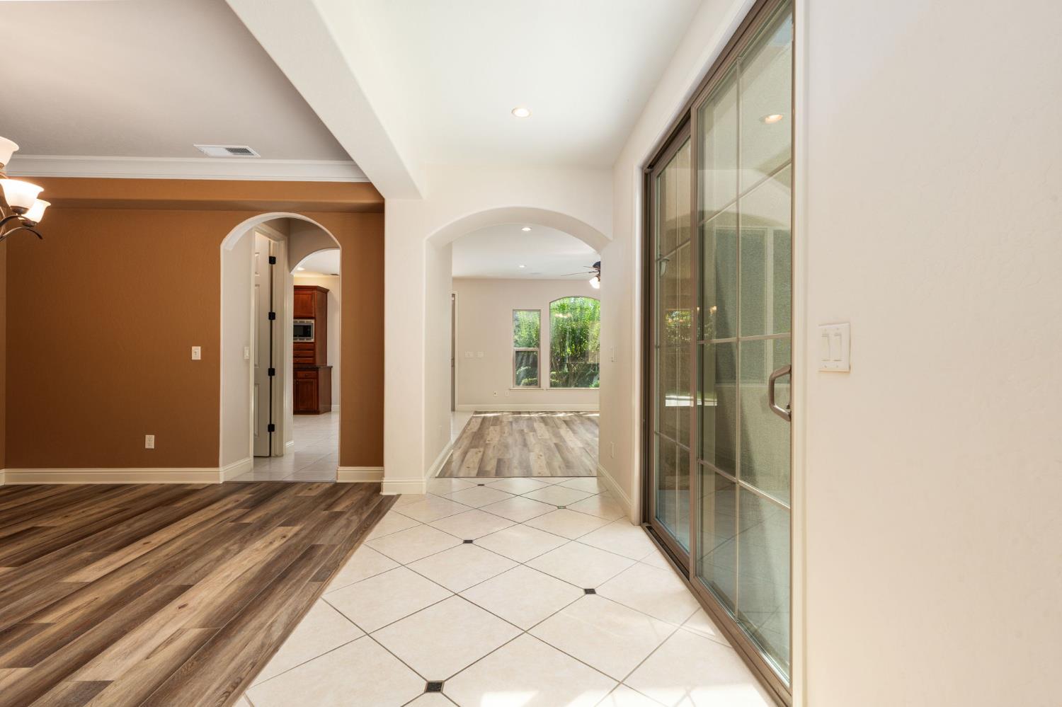 1495 E Via Mirasol Lane