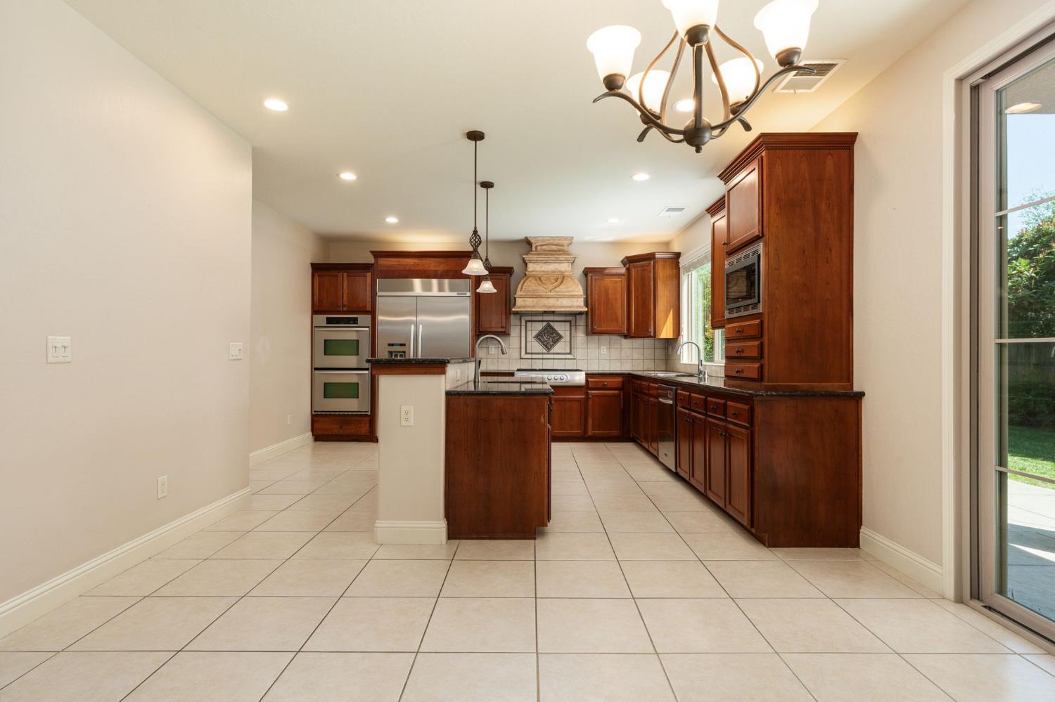 1495 E Via Mirasol Lane
