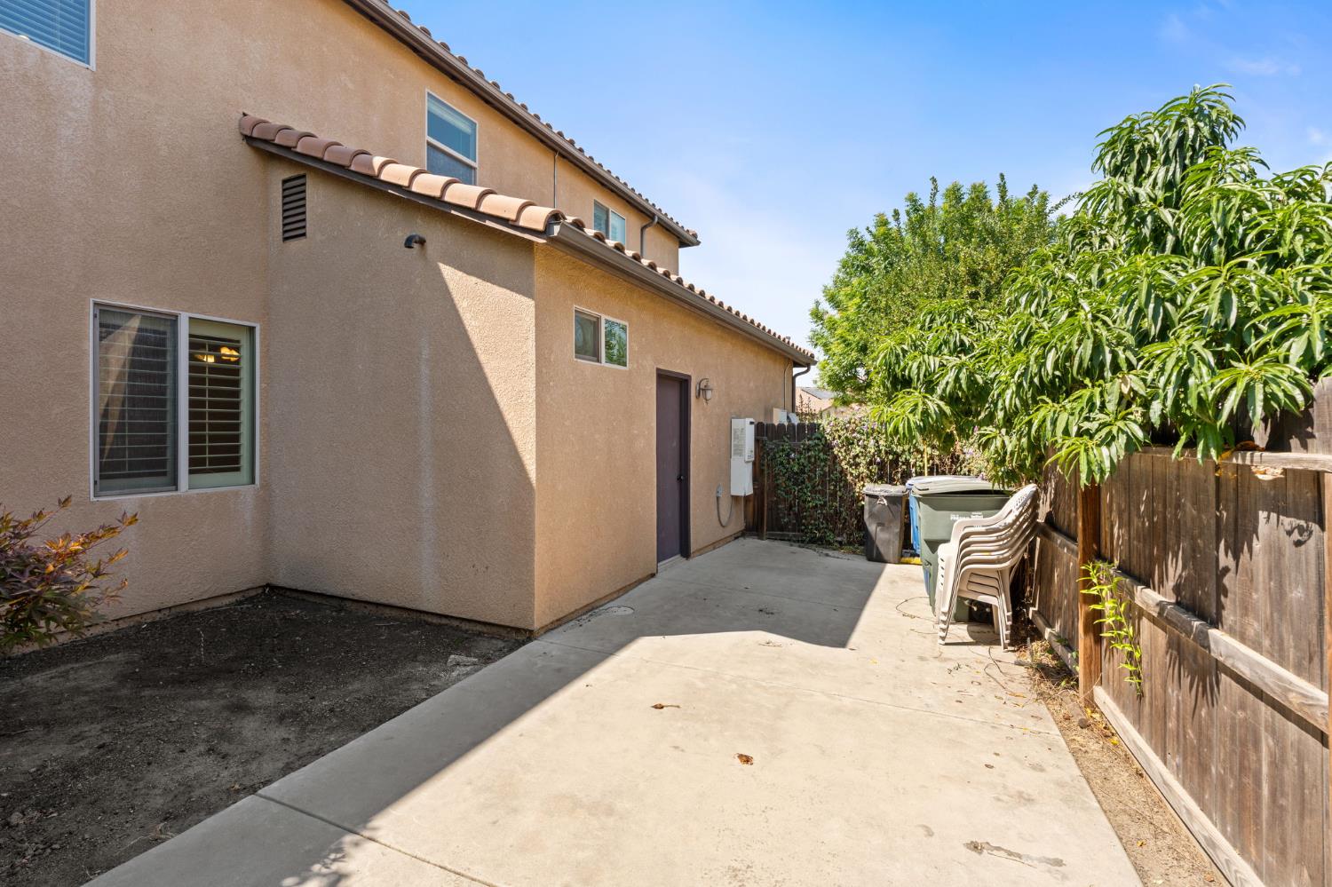 1495 E Via Mirasol Lane