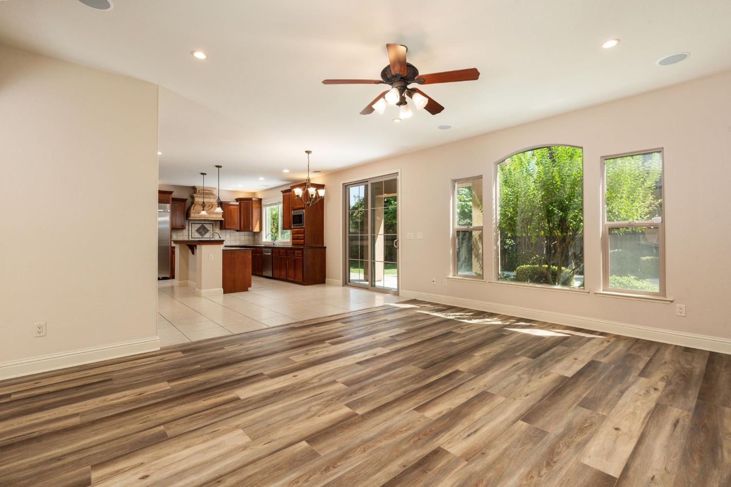 1495 E Via Mirasol Lane