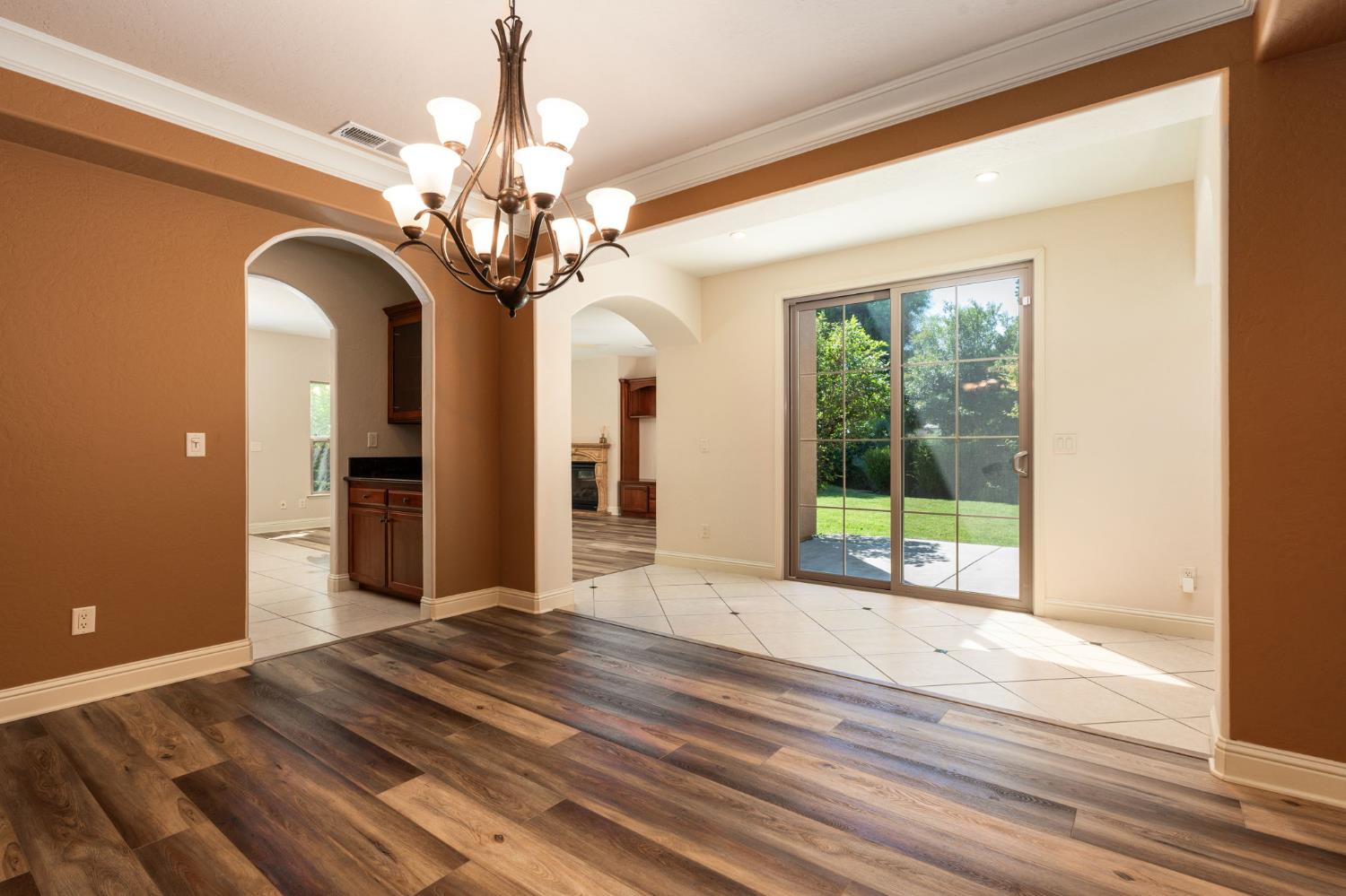1495 E Via Mirasol Lane