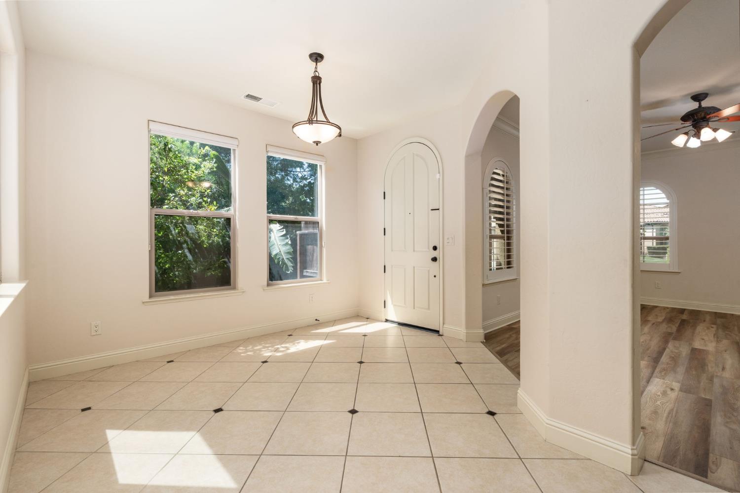 1495 E Via Mirasol Lane