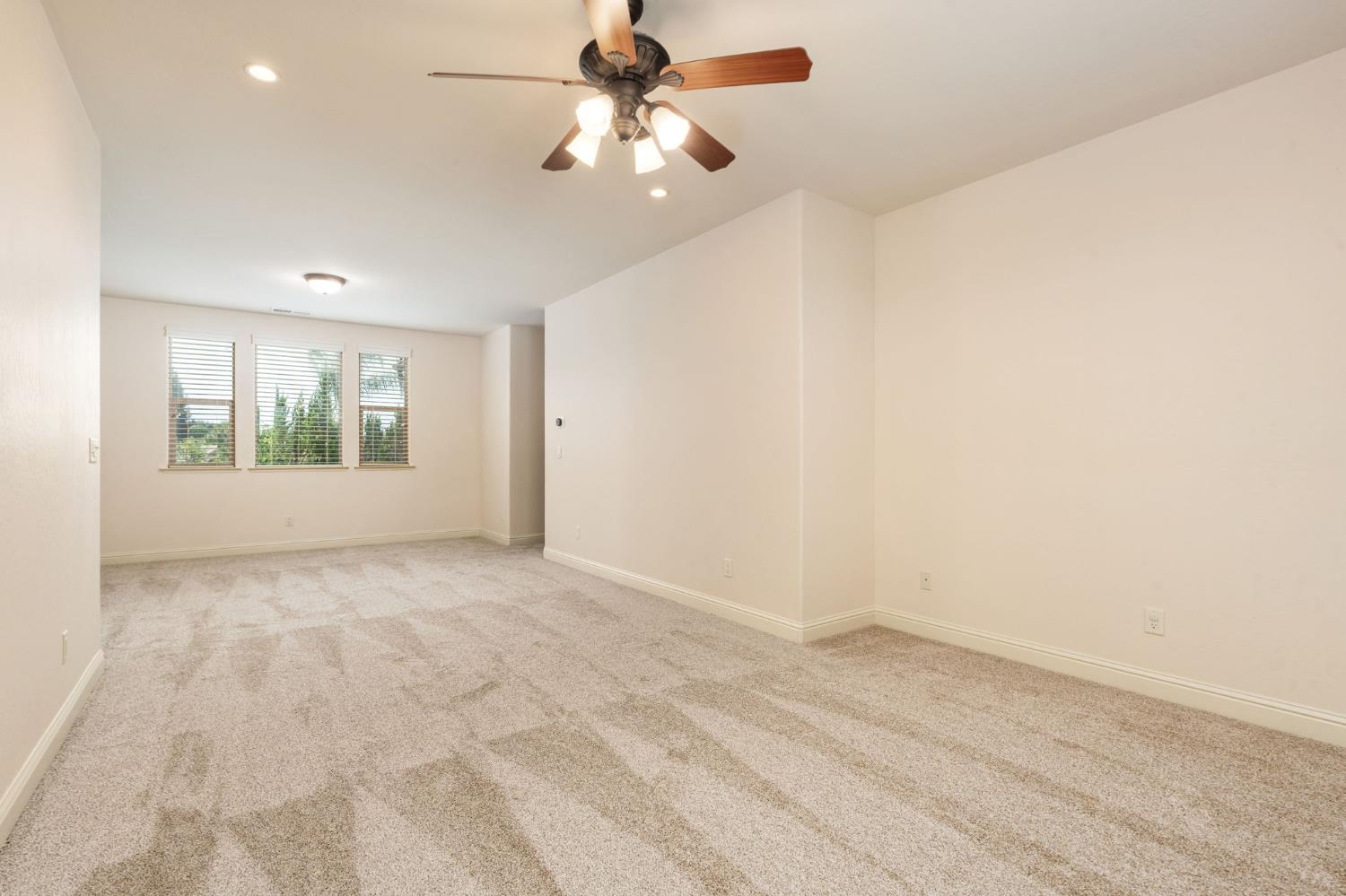 1495 E Via Mirasol Lane