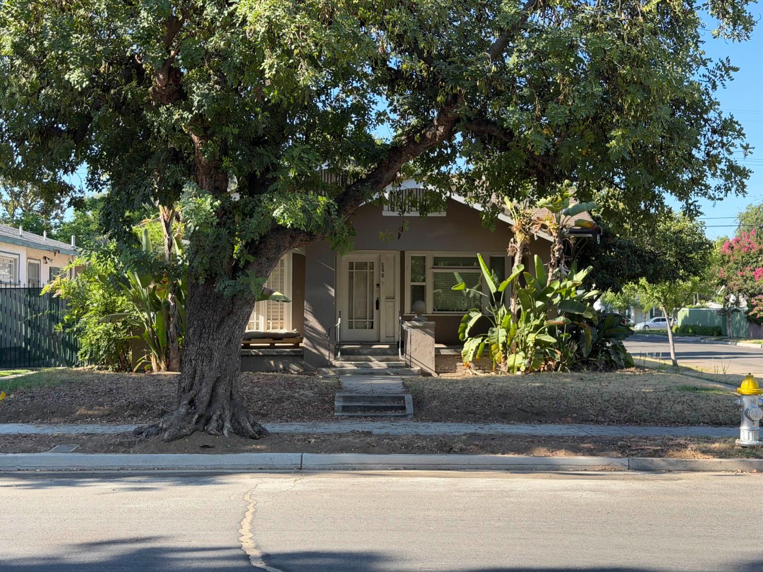 506 E Vassar Avenue