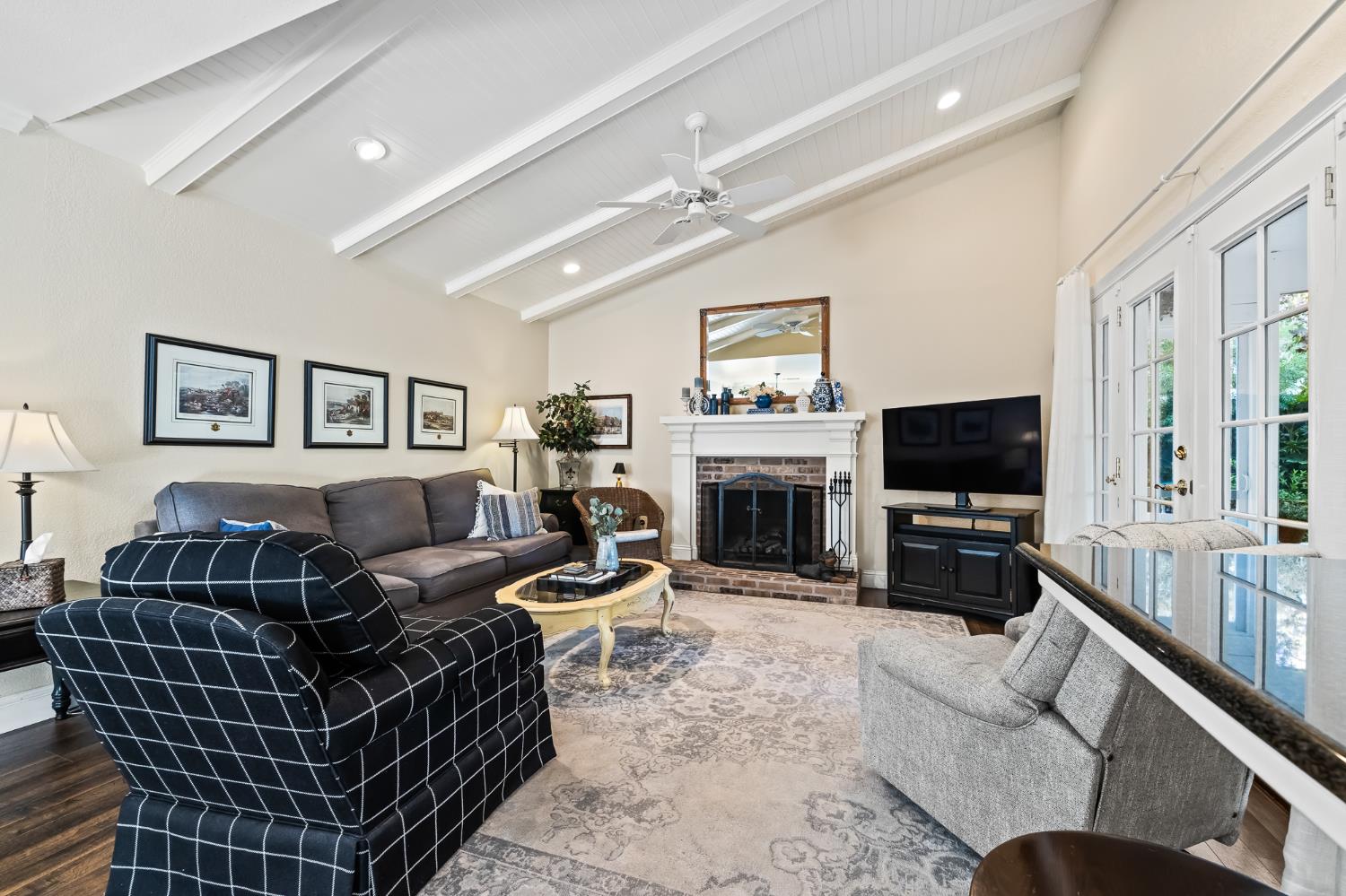 709 E Wood Duck Circle