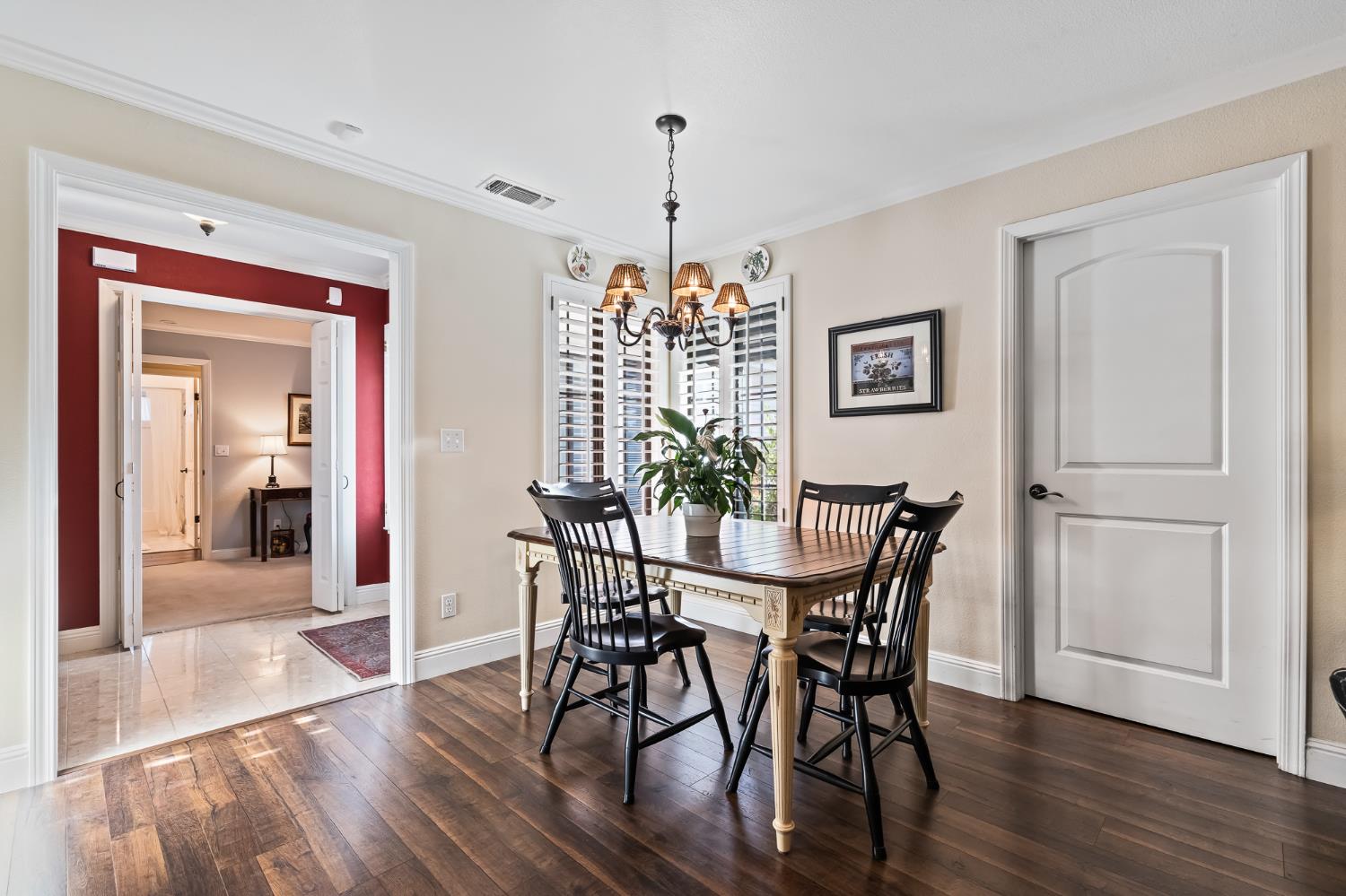 709 E Wood Duck Circle