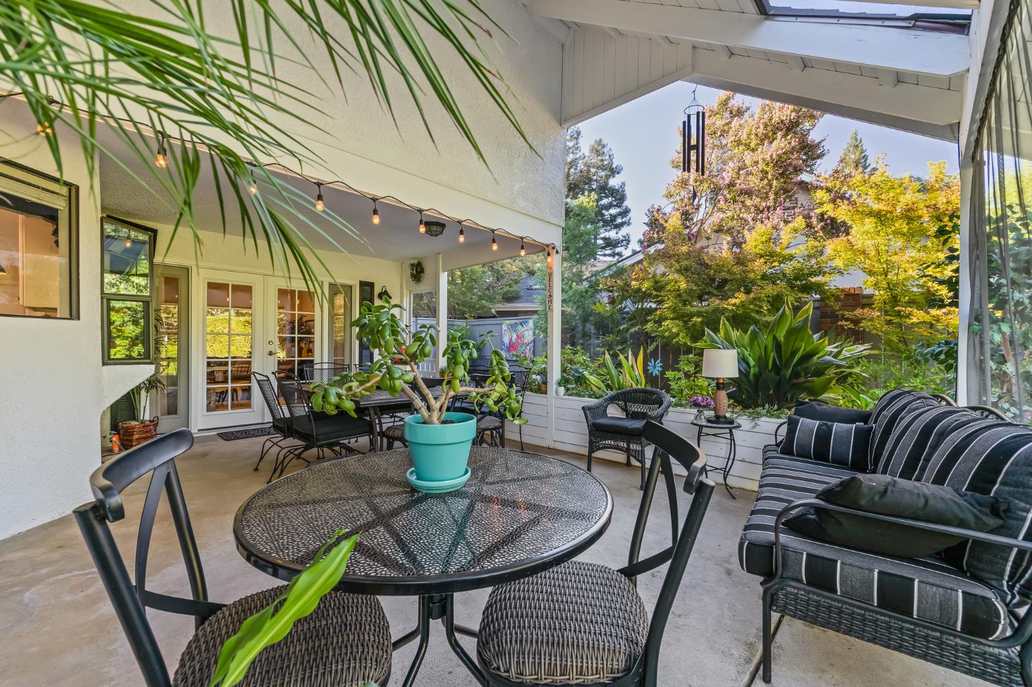 709 E Wood Duck Circle