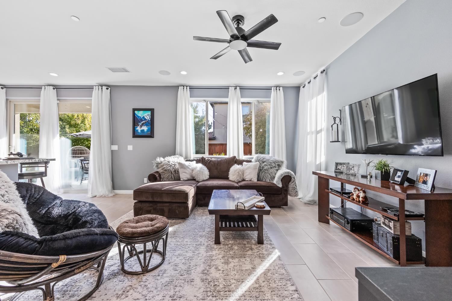 4368 Horizon Drive