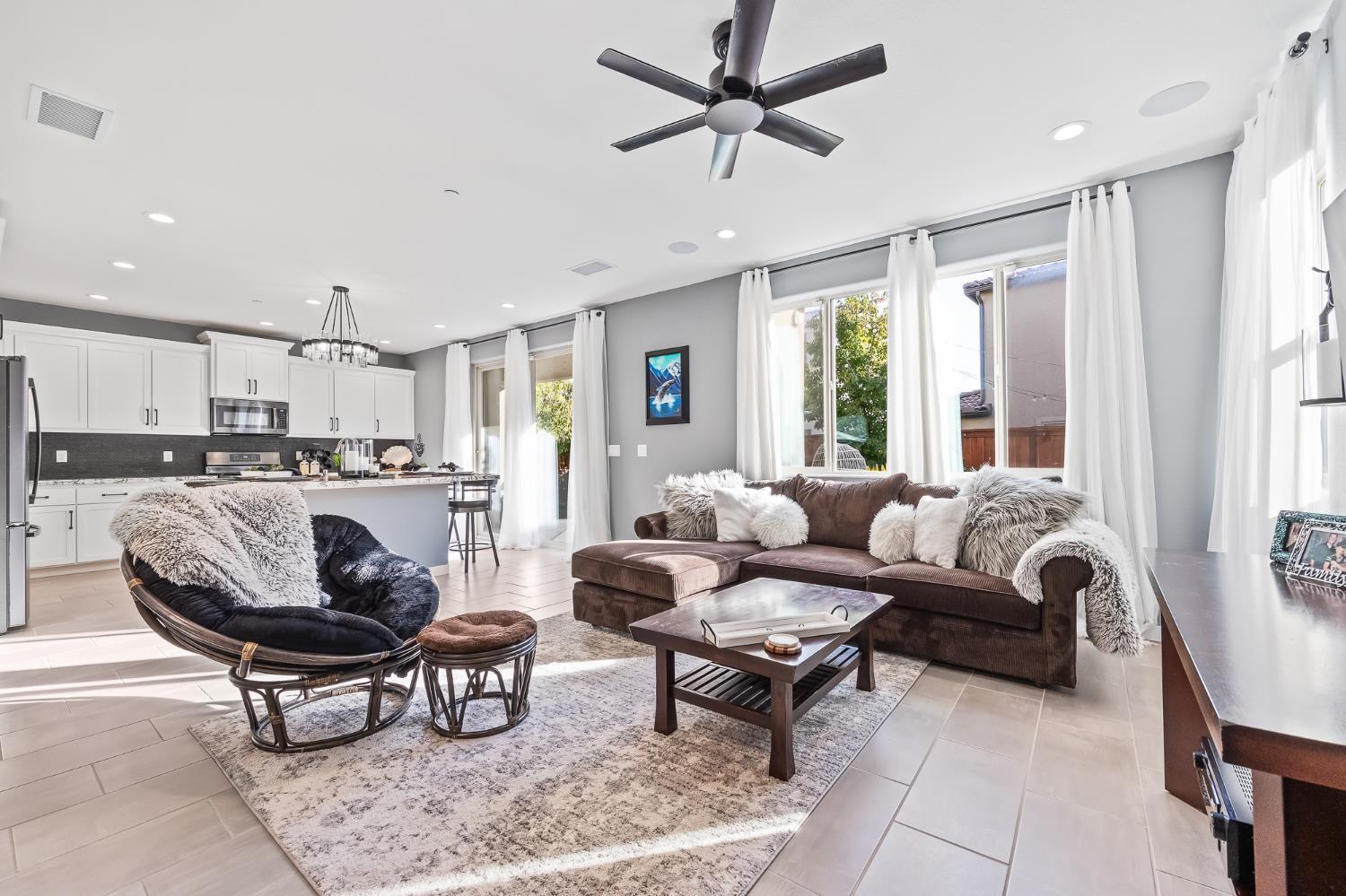 4368 Horizon Drive