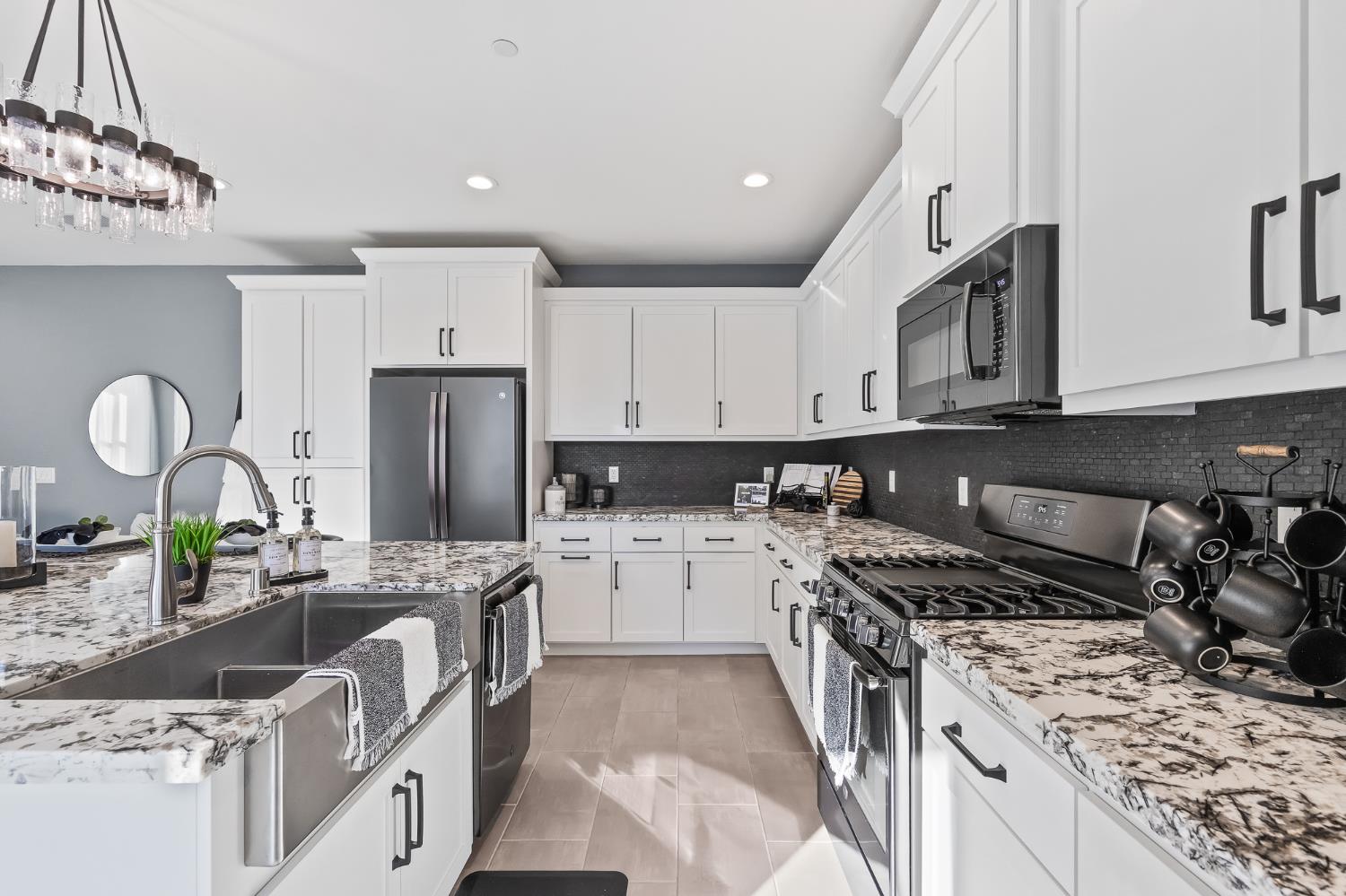 4368 Horizon Drive