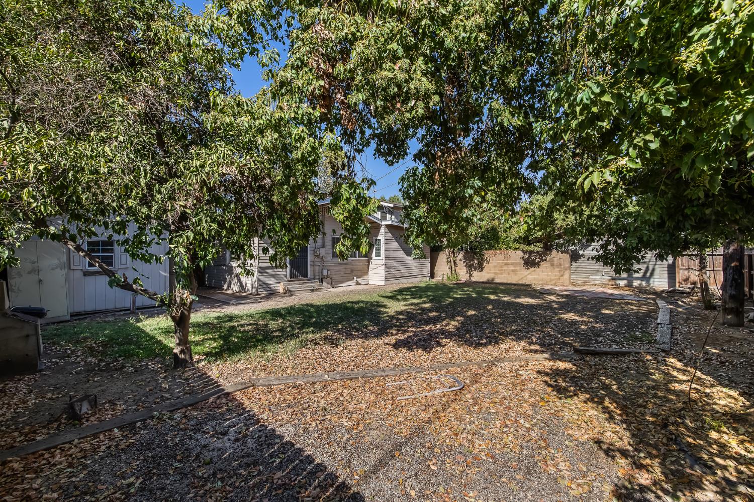 734 E Peralta Way