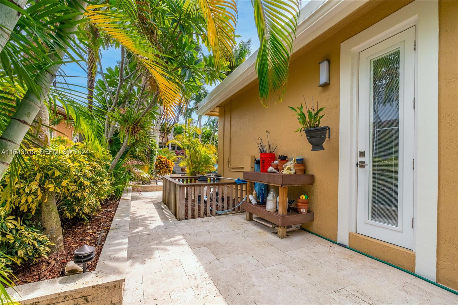519 NW 120th Drive