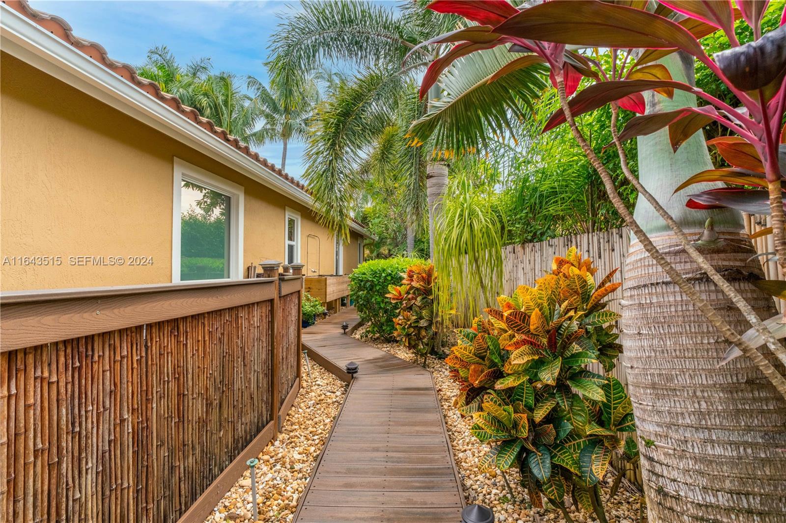 519 NW 120th Drive