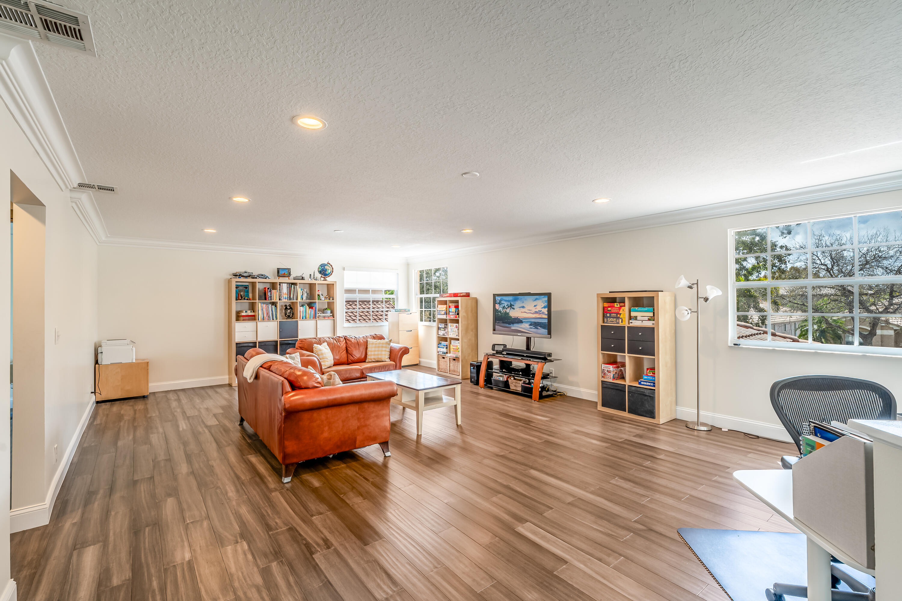 13815 NW 11th