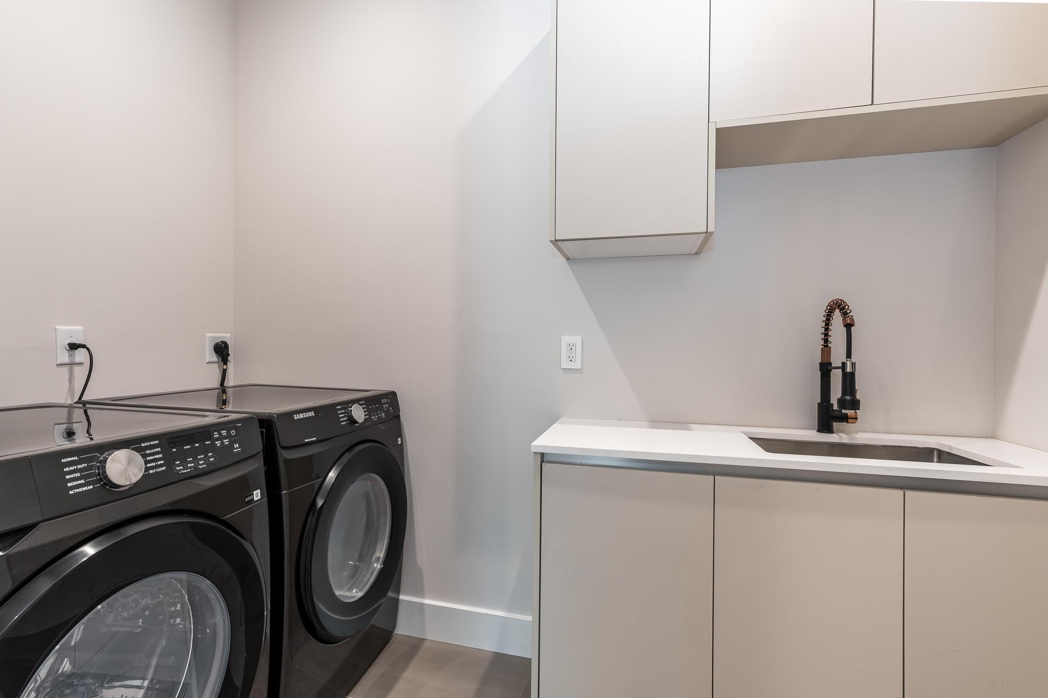 919 NE 17th Terrace A