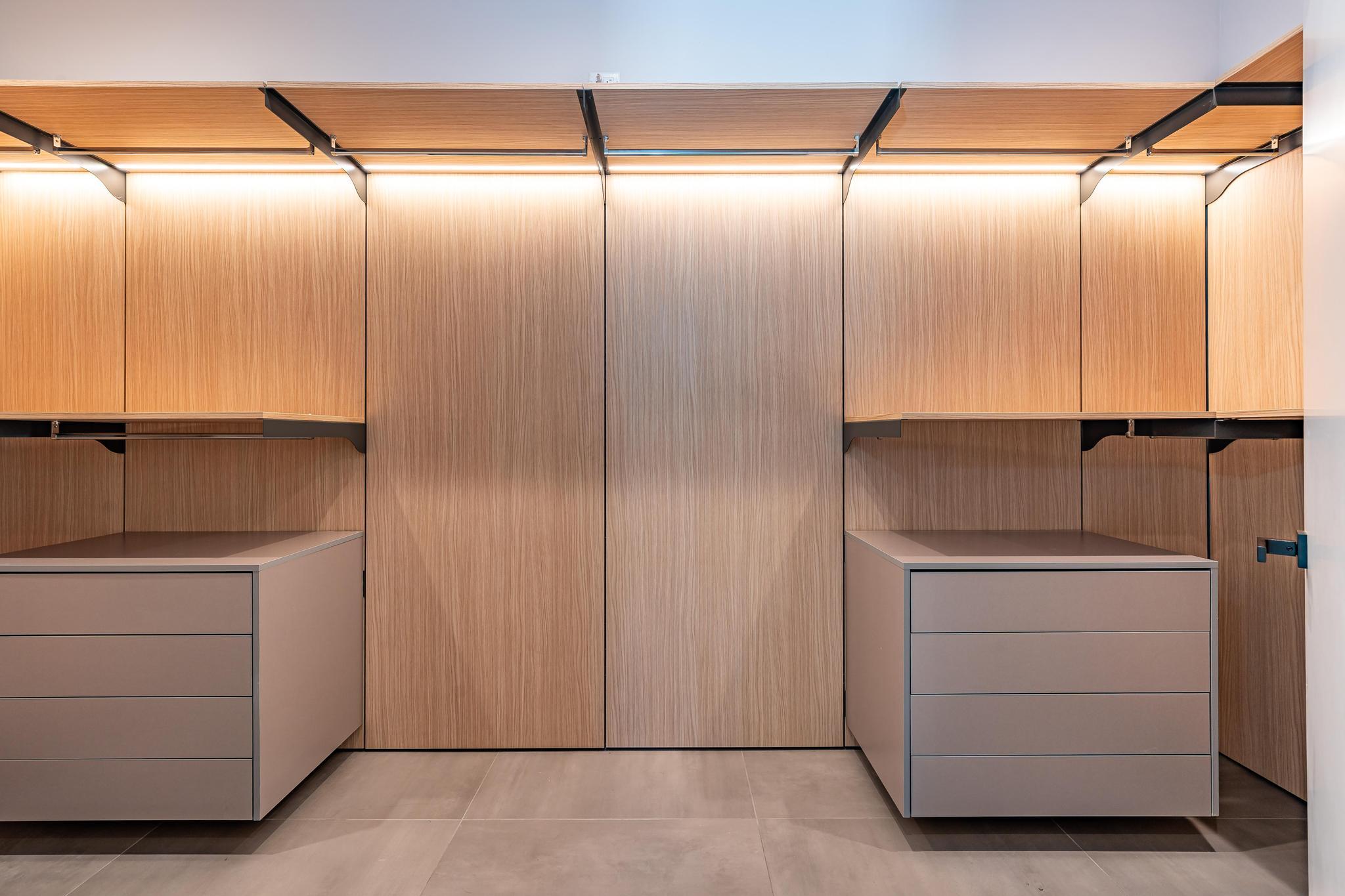 919 NE 17th Terrace A