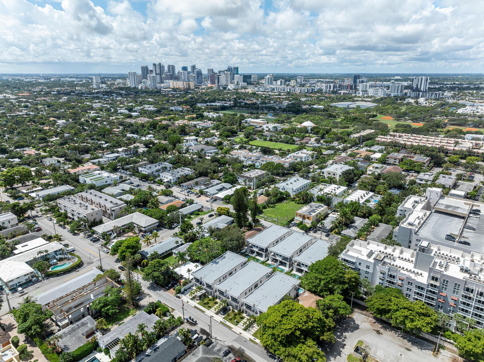 919 NE 17th Terrace A