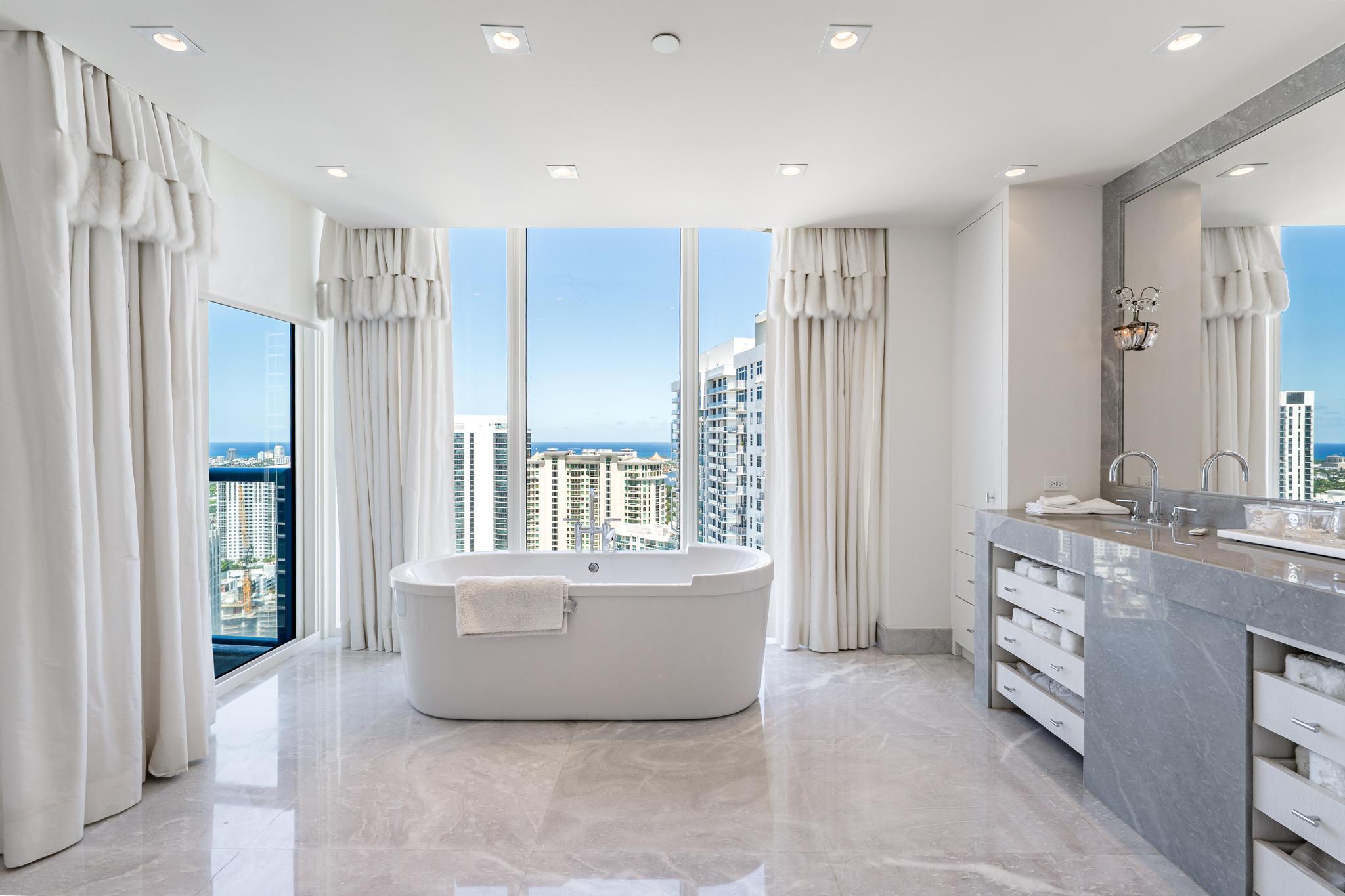 333 Las Olas Way 4206
