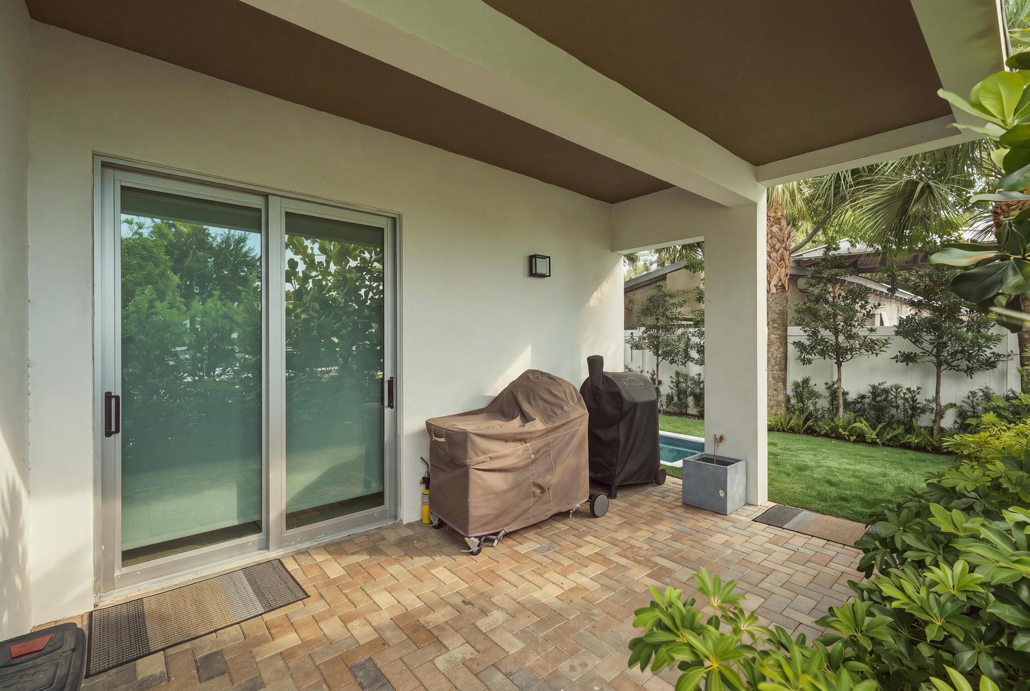 5 SE 11th Avenue