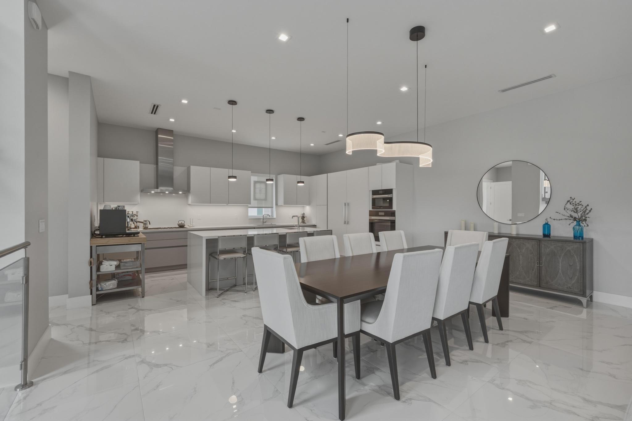 5 SE 11th Avenue