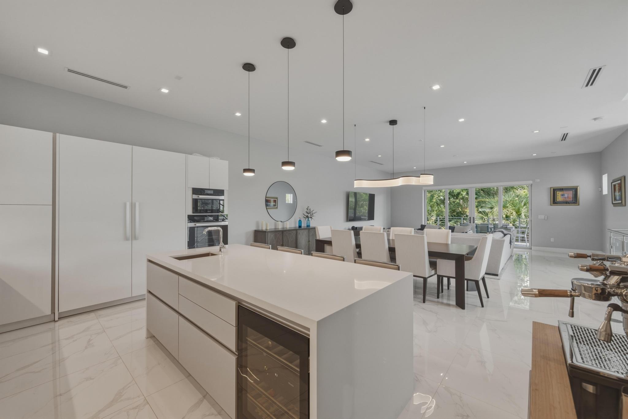 5 SE 11th Avenue
