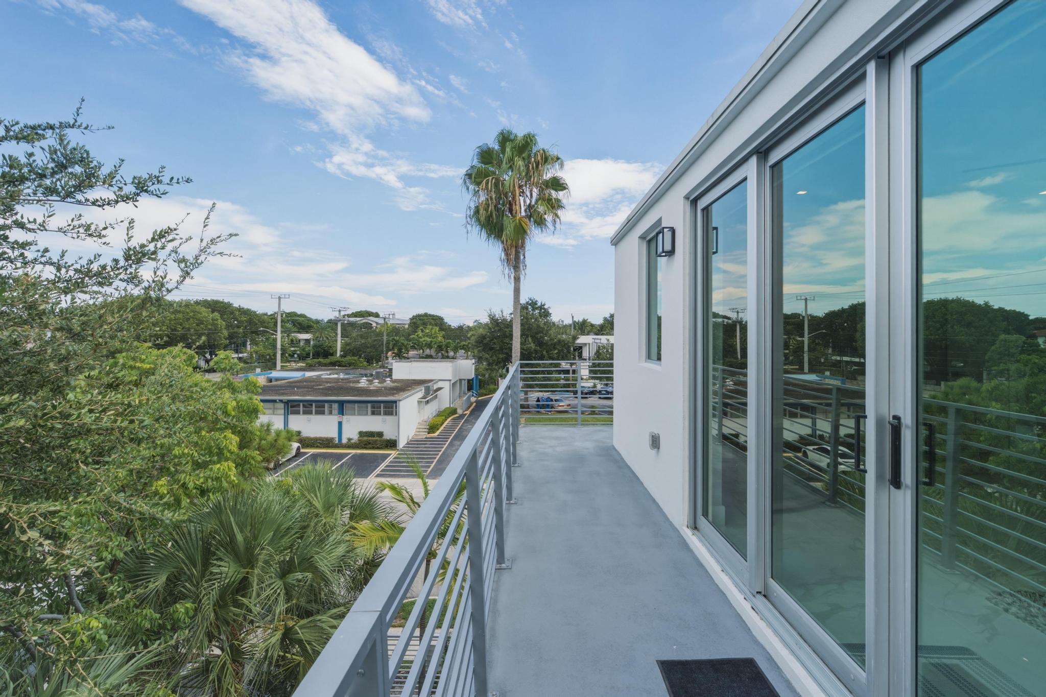5 SE 11th Avenue