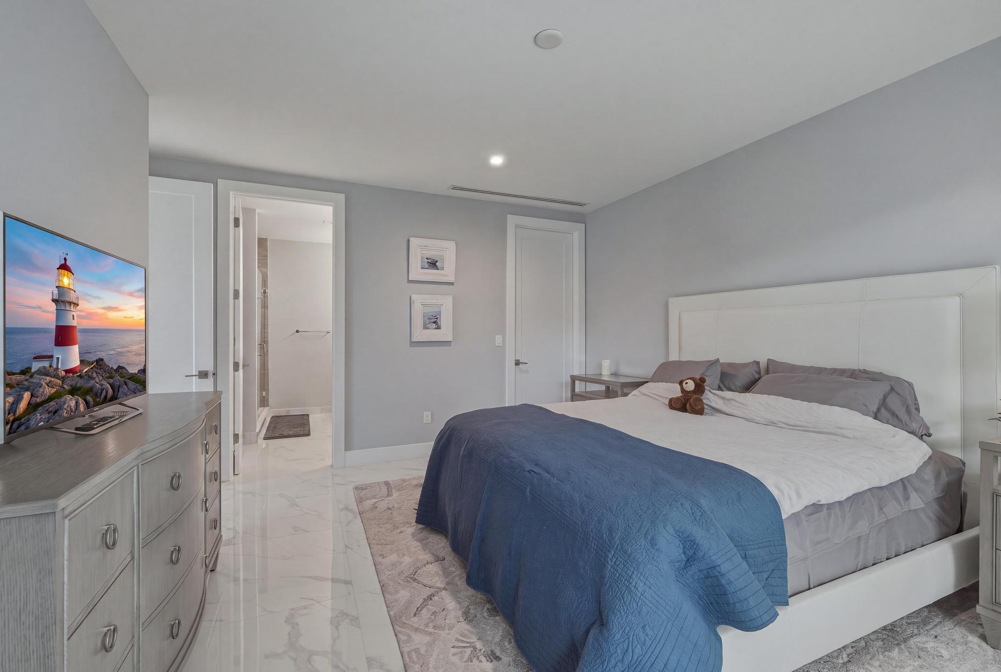 5 SE 11th Avenue