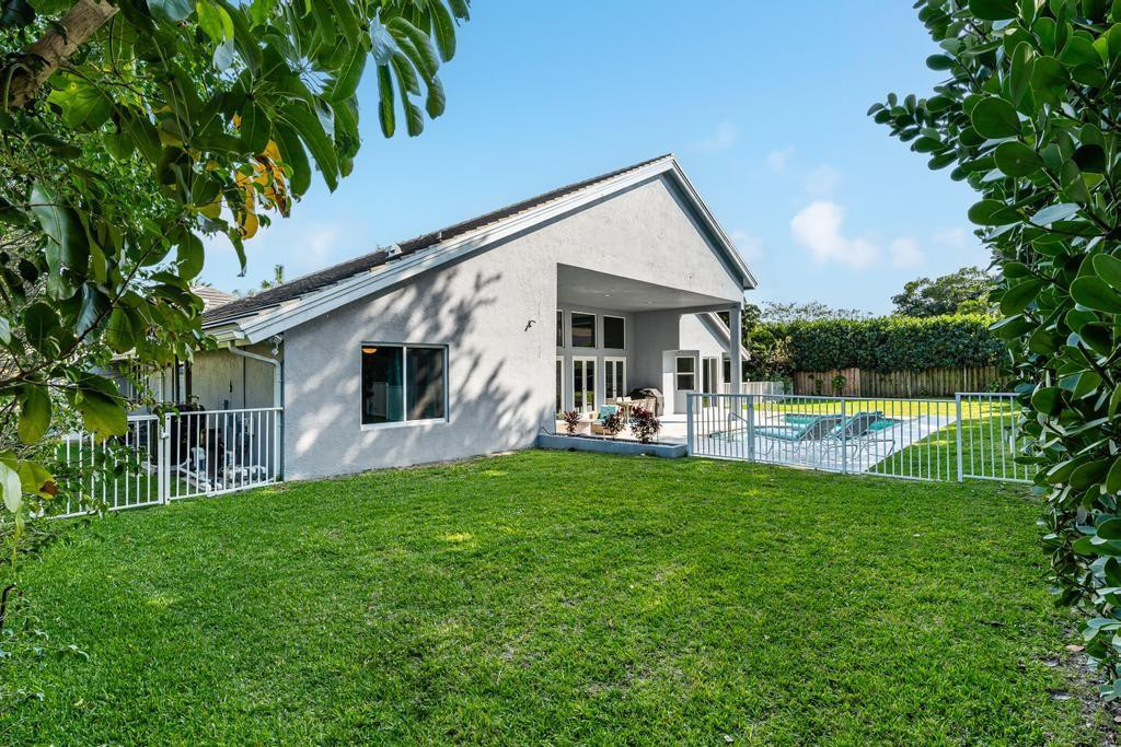 7641 NE Morningside Terrace