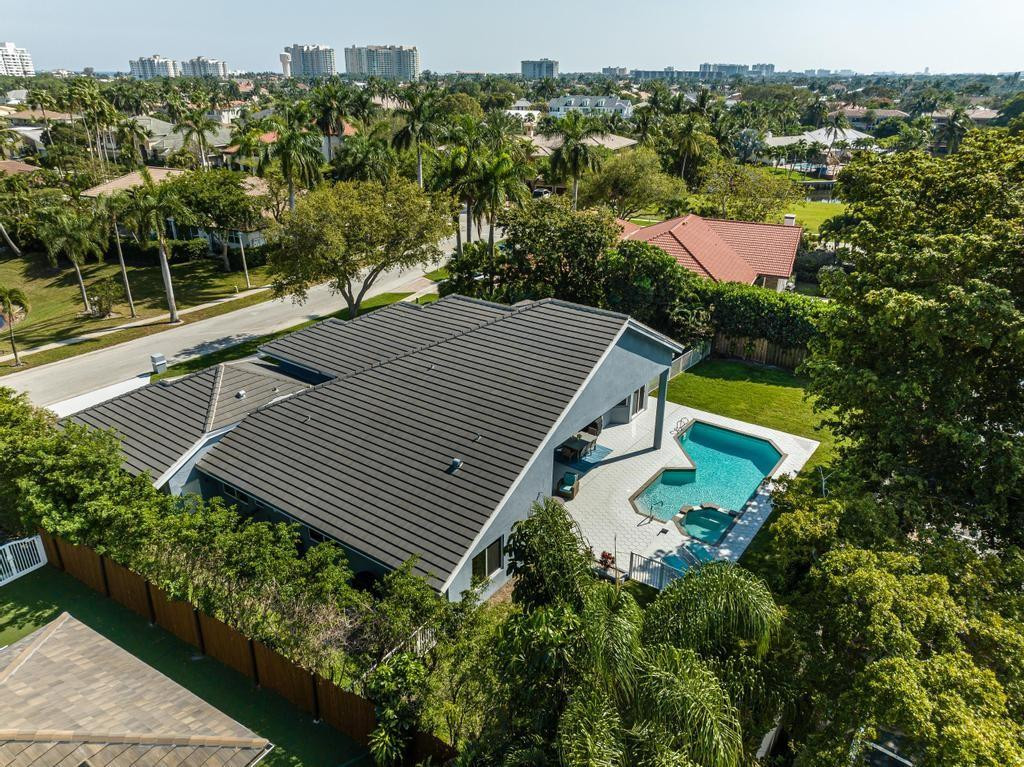 7641 NE Morningside Terrace